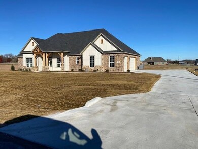 1005 Katie Ct, Azle, TX 76020 - photo 2