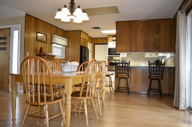 429 Maple Ln, Middletown, NJ 07748 - photo 7