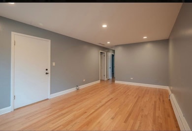 323 Marshall Rd unit 2, Bensenville, IL 60106 - photo 3