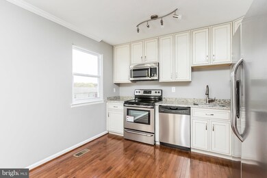 631 Burlington Ct, Edgewood, MD 21040 - photo 7