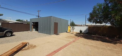 4202 N 48th Dr, Phoenix, AZ 85031 - photo 6