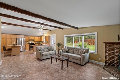 Living room:side door