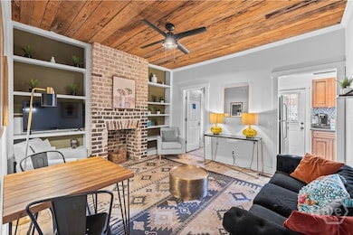 522 E Jones St, Savannah, GA 31401 - photo 7