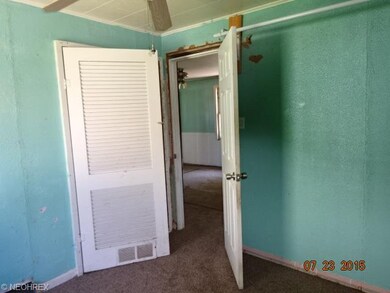 606 Kenilworth Ave, Sheffield Lake, OH 44054 - photo 7