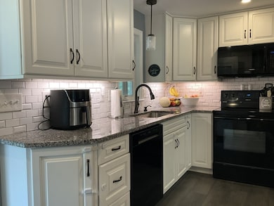 3 Glenwood Dr, Leominster, MA 01453 - photo 4