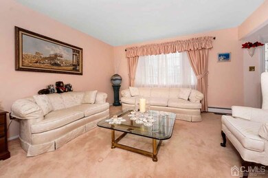 13 Princeton Dr, Middlesex, NJ 08846 - photo 5