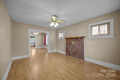 821 N Main St, Canton, NC 28716 - photo 5