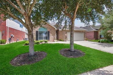 6042 Wickshire Dr, Rosenberg, TX 77471 - photo 2