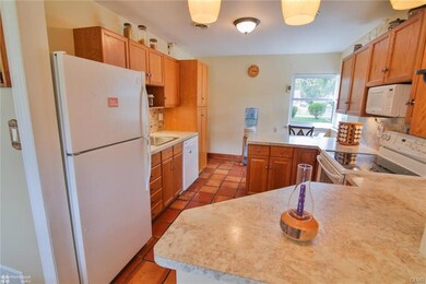 34 W Pine St, Emmaus, PA 18049 - photo 7