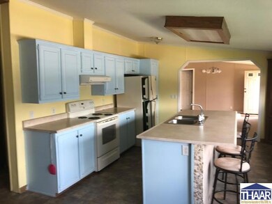 389 B St NE, Linton, IN 47441 - photo 6