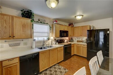 1121 Parade Ground Ct unit 22, Clover, SC 29710 - photo 6