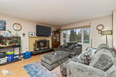 25-Living Room 20200903-DW-1116