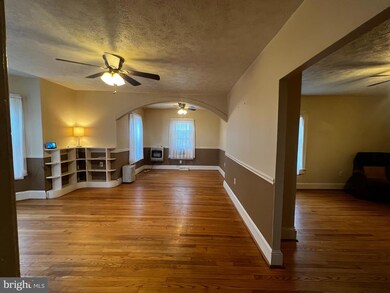 19 W 11th St, Front Royal, VA 22630 - photo 2