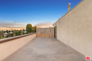 2637 S Centinela Ave unit 30, Santa Monica, CA 90405 - photo 4