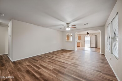 1015 S Slater Cir, Mesa, AZ 85206 - photo 4