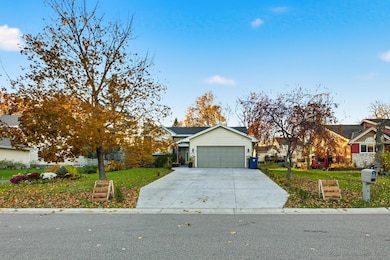 14774 Yosemite Ave S, Savage, MN 55378 - photo 2