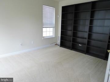 531 Spectator Ave, Hyattsville, MD 20785 - photo 5