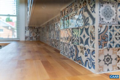 847 Lee Jackson Hwy, Staunton, VA 24401 - photo 7