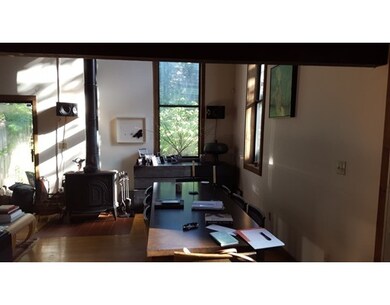 10 Lilac Ct, Cambridge, MA 02141 - photo 7