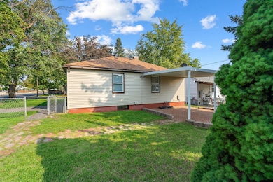 5027 N Belt St, Spokane, WA 99205 - photo 3