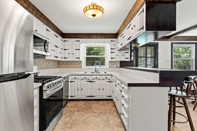 10 Adams St, Merrimac, MA 01860 - photo 4