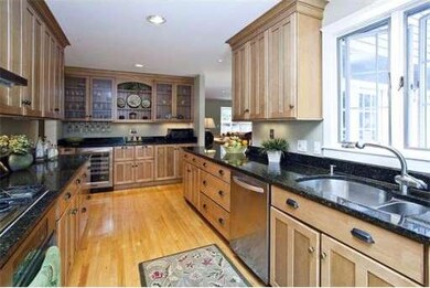 30 Arlington St, Winchester, MA 01890 - photo 3