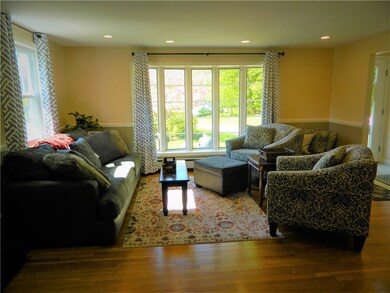 320 Cowesett Rd, Warwick, RI 02886 - photo 5