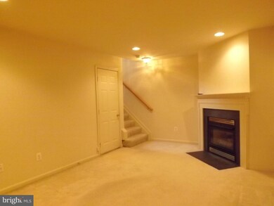 20870 Pitt Terrace, Sterling, VA 20165 - photo 5