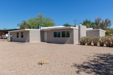 243 E Waverly St, Tucson, AZ 85705 - photo 4