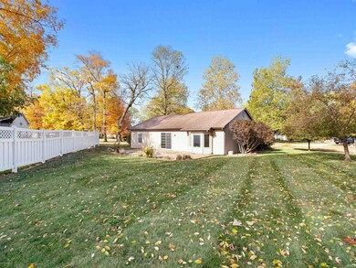 1905 Maple Ln, Garrett, IN 46738 - photo 7