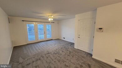 1402 Waters Edge Dr unit 170, Newark, DE 19702 - photo 2