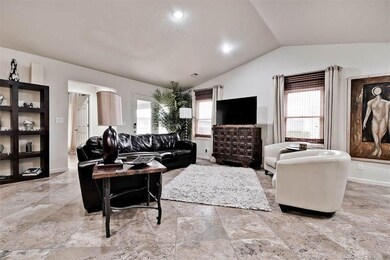 Huge Living Room w/Travertine Flooring