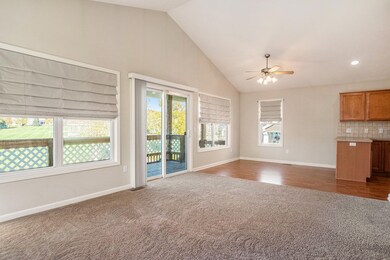 1212 Highland Hill unit 30, Lowell, MI 49331 - photo 2