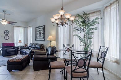 Maya Breakfast Room Family Room