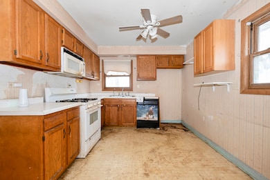 unlisted-address, Park Forest, IL 60466 - photo 6