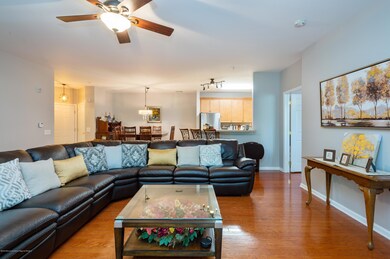 06_116SloanCt_10002_LivingRoom_HiRes