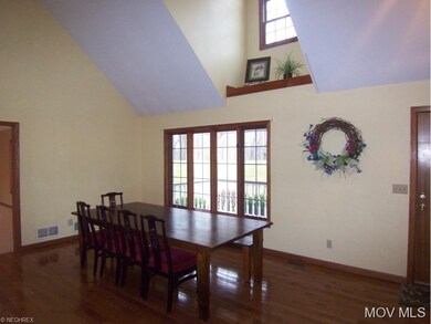 dining 16x13 open area