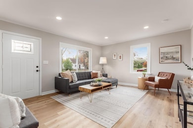 1794 Audrey Rd, Columbus, OH 43224 - photo 4