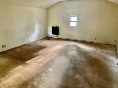 26047 Chain O Lakes Dr, South Bend, IN 46628 - photo 5