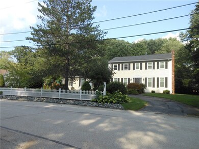 20 Sturbridge Ave, Greenville, RI 02828 - photo 2