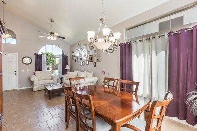 6) FORMAL LIVING_DINING