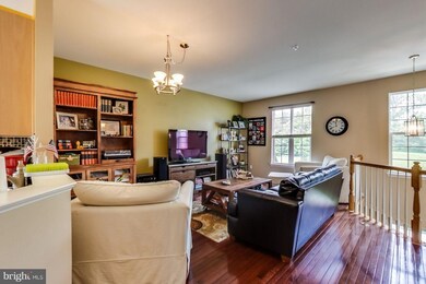 2611 Lotuswood Ct, Odenton, MD 21113 - photo 3