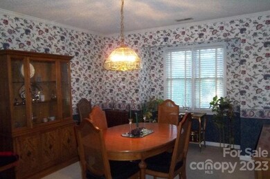 306 Hidden Creek Cir, Salisbury, NC 28147 - photo 5