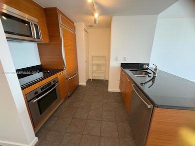 50 Biscayne Blvd unit 3807, Miami, FL 33132 - photo 7