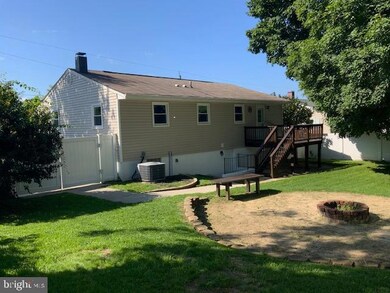 1008 Big Baer Dr, Glen Burnie, MD 21061 - photo 5