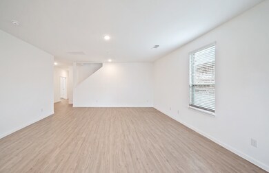 346 Friesian Ct, Alvin, TX 77511 - photo 3