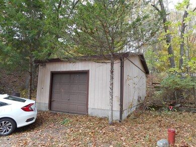 110 Hanrahan Ct, Matamoras, PA 18336 - photo 3