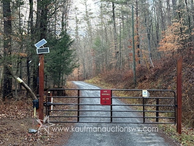 43 Highland Dr, White Sulphur Springs, WV 24986 - photo 2