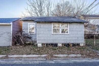 33 Kentucky Ave, North Middletown, NJ 07748 - photo 4