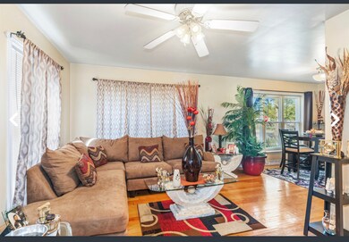 619 Bristol Ave, Westchester, IL 60154 - photo 2